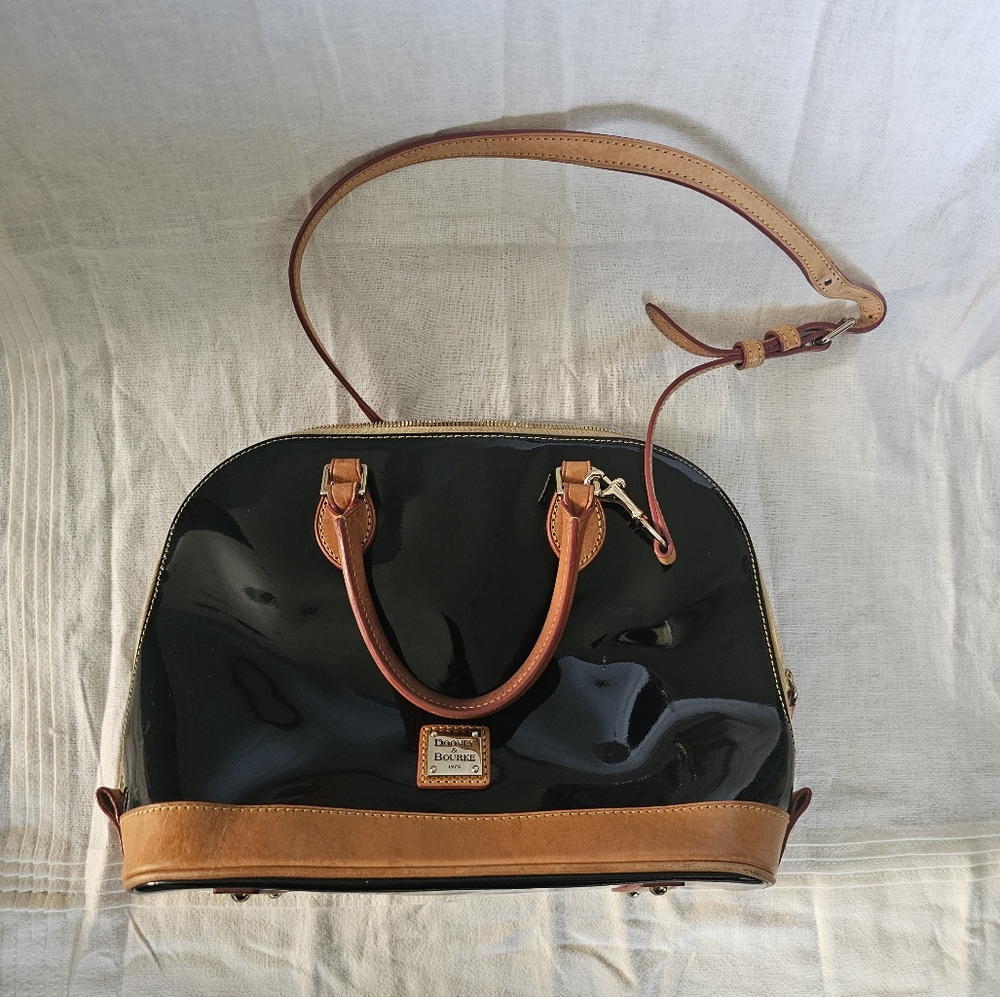 Dooney & BourkeWomen's Black Patent Leather Zip Satchel